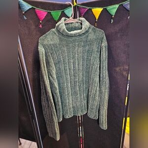 💚 Green Velour Turtleneck Sweater 🐢💚